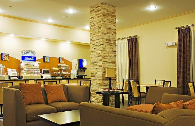 Holiday Inn Express Hotel And Suites Borger By Ihg Buitenkant foto